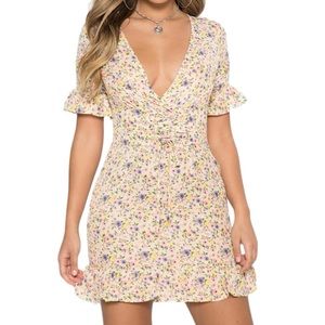 Pretty Little Thing Floral Print Corset Waist Ruffle Hem Mini Dress Stone Size 4